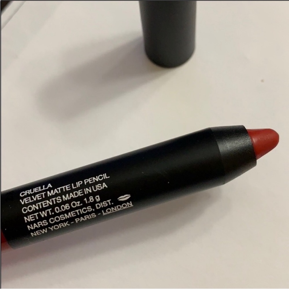 $8 nars velvet matte lip pencil - cruella